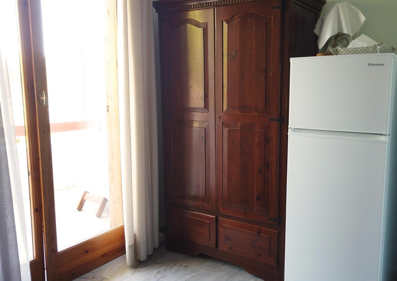 Fistiki Rooms Agia Marina (Aegina) Exterior foto
